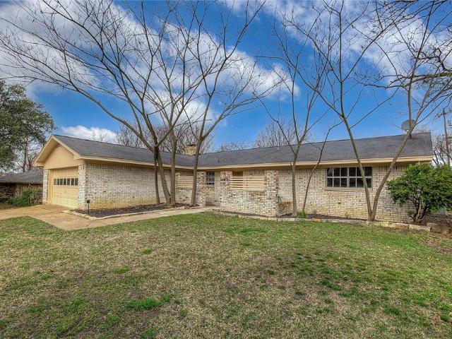 House for sale in Hunt, Texas