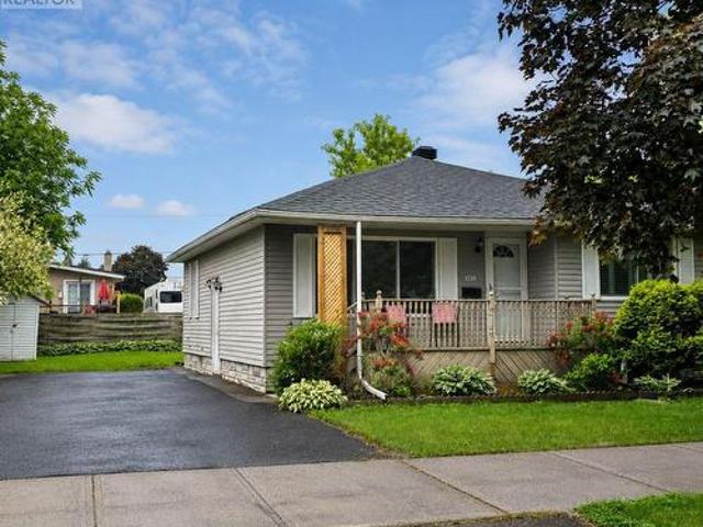 House for sale in Cornwall, Ontario