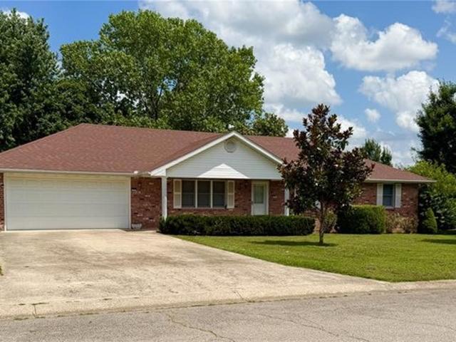House for sale in Laclede, Missouri