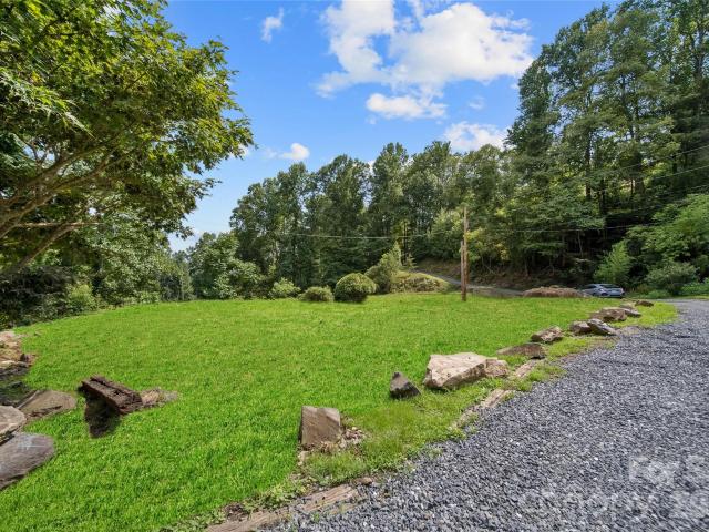 House for sale in Bakersville, North Carolina