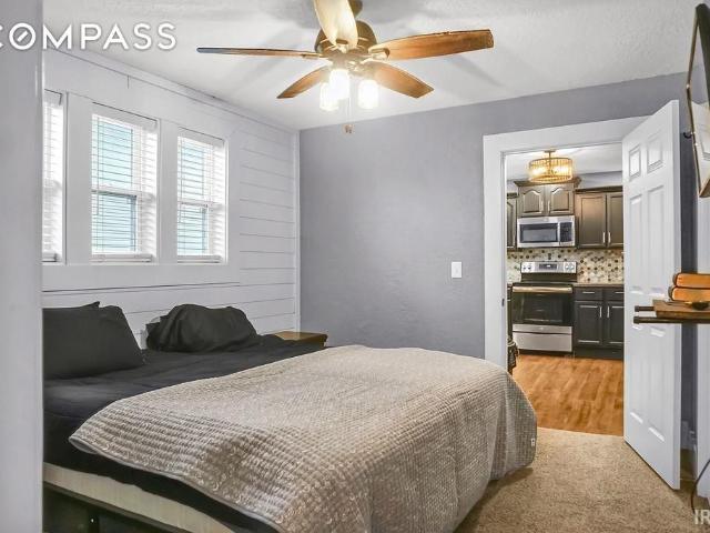 House for sale in Bedford, Indiana