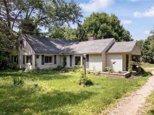 House for sale in Summit, Ohio
