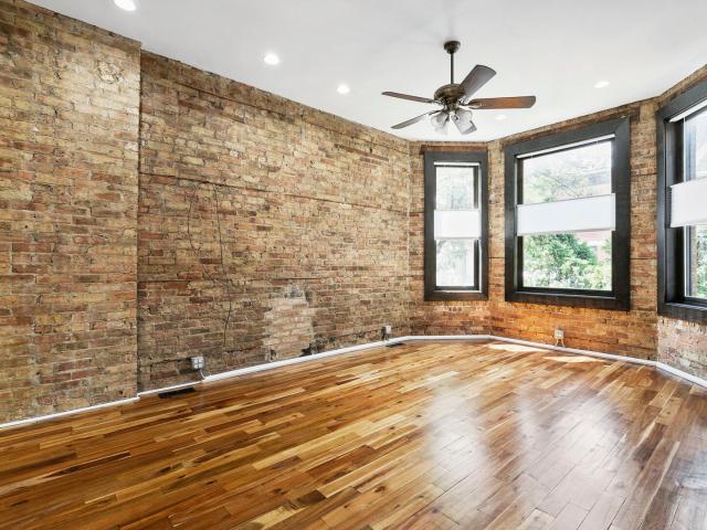 House for sale in Chicago Park, Illinois