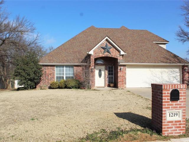 House for sale in Stephenville, Texas