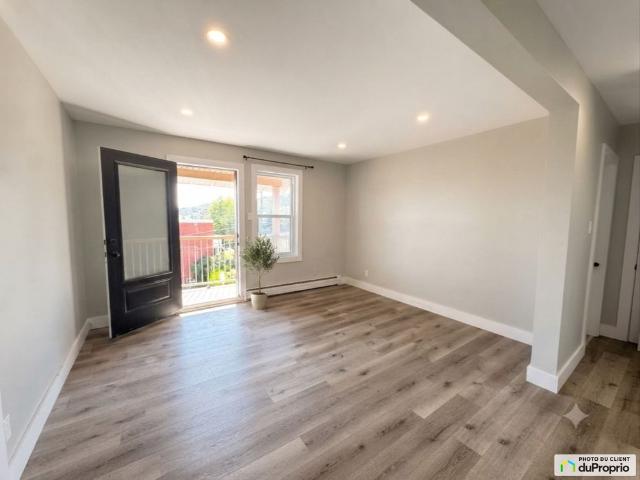 Apartment for rent in Le Mont-Bellevue, Sherbrooke