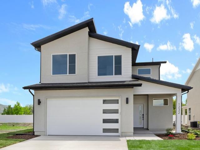 House for sale in Cache, Utah