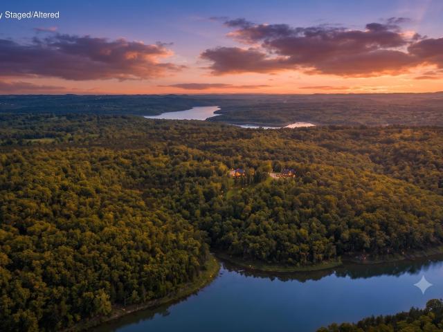 House for sale in Cedarcreek, Missouri