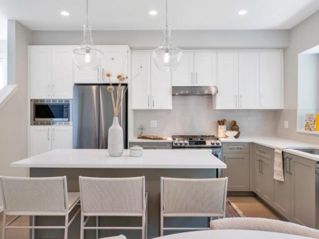 Townhouse for sale in South Surrey, Surrey