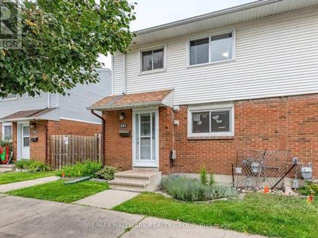 Townhouse for sale in College, Ottawa