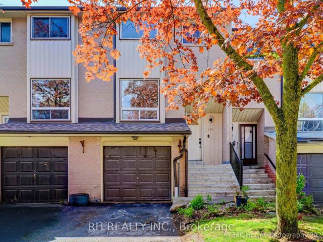 Condo for sale in Woburn, Ontario