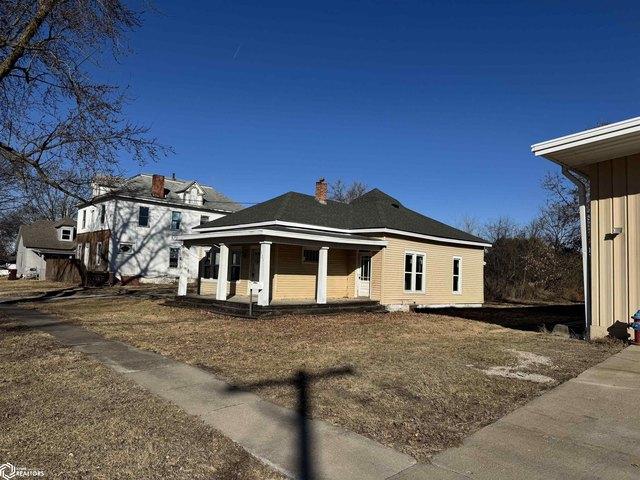 House for sale in Albia, Iowa