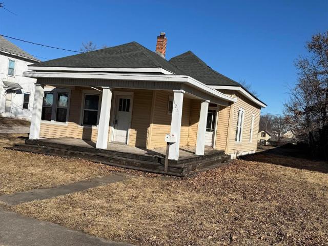 House for sale in Albia, Iowa