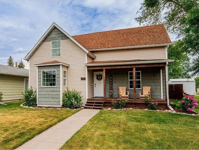 House for sale in Casselton, North Dakota