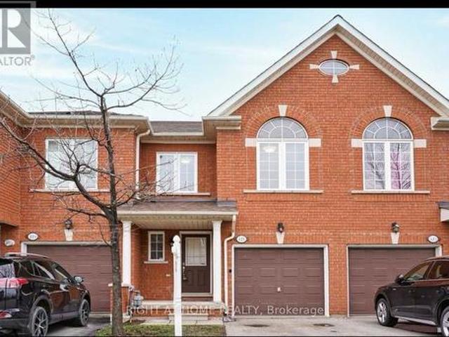Townhouse for rent in Meadowvale Village, Mississauga