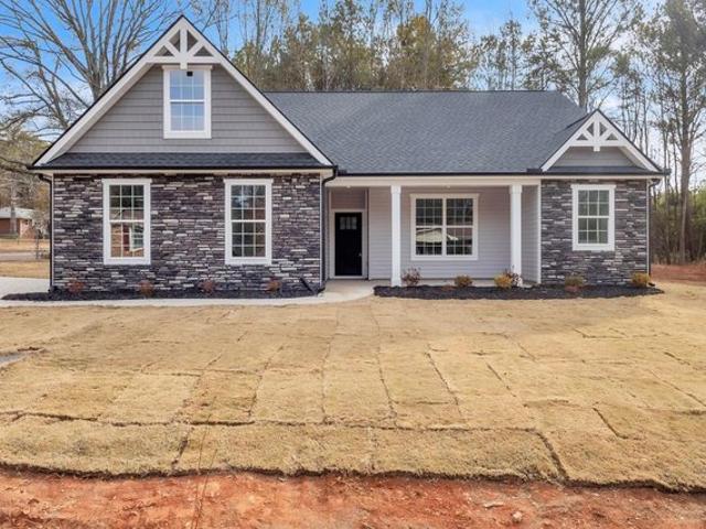 House for sale in Pelzer, South Carolina