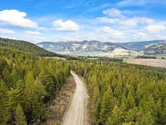 House for sale in Area D (Trinity/West Creighton), Regional District of North Okanagan