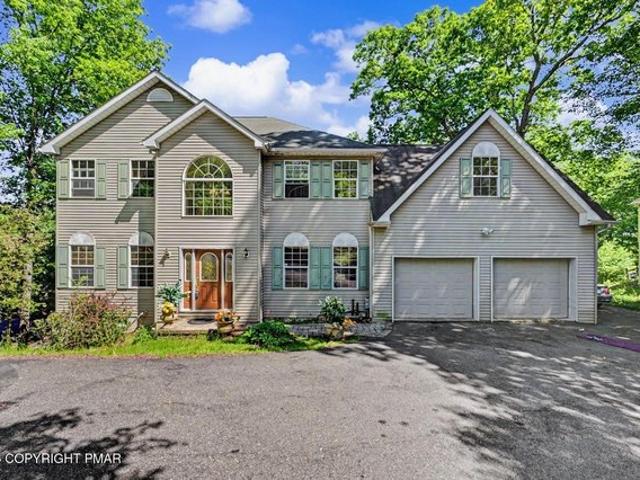 House for sale in Dingmans Ferry, Pennsylvania