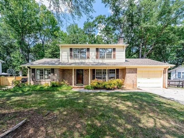 House for sale in Holly Springs, Mauldin