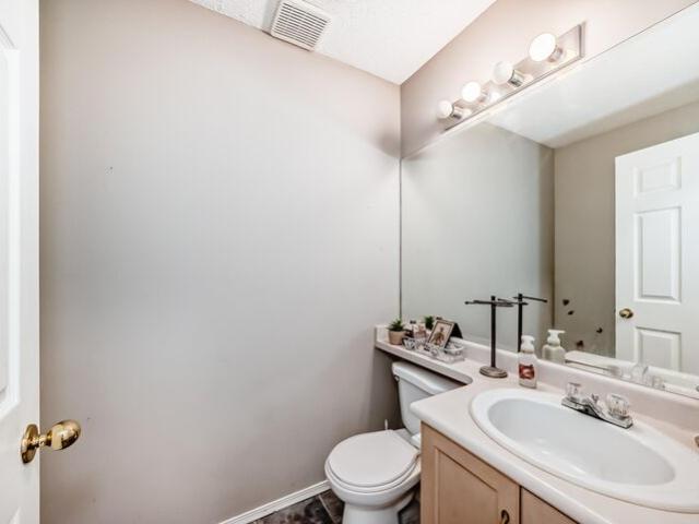 Townhouse for sale in Wedgewood, Alberta