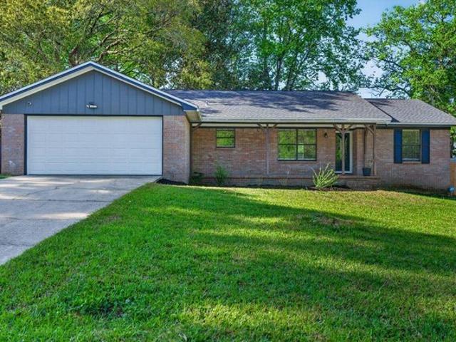 House for sale in Crestview, Okaloosa County