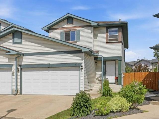 House for sale in Airdrie, Alberta