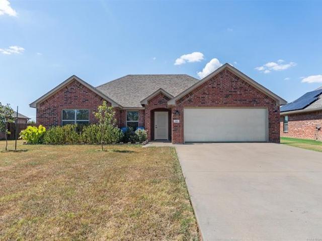 House for sale in Calera, Bryan County