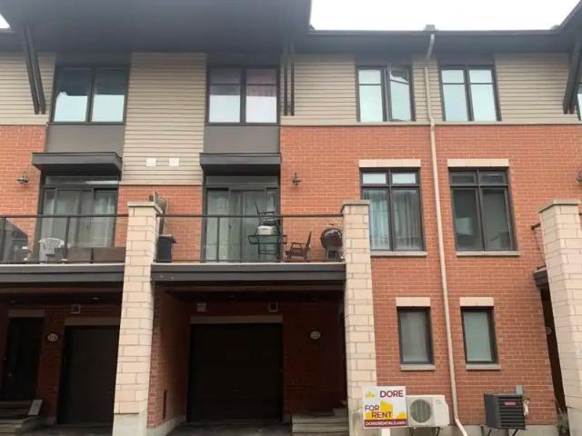 Townhouse for rent in Avalon, Ottawa
