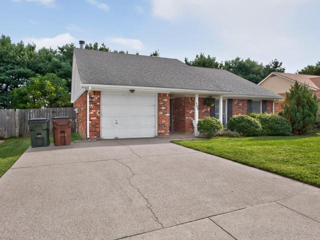 House for sale in Versailles, Kentucky
