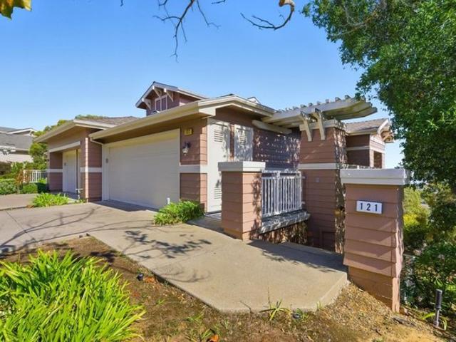 Townhouse for sale in San Mateo, California