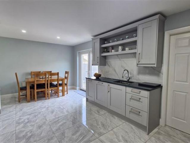 Detached House for sale in Tuam, Connacht