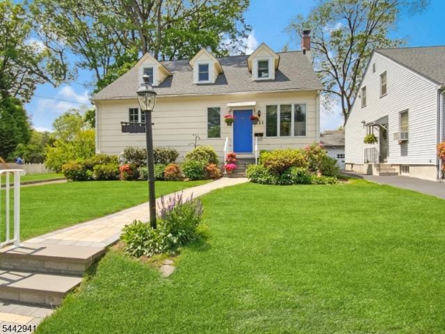 House for sale in Cranford, New Jersey