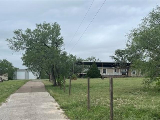 House for sale in George West, Texas