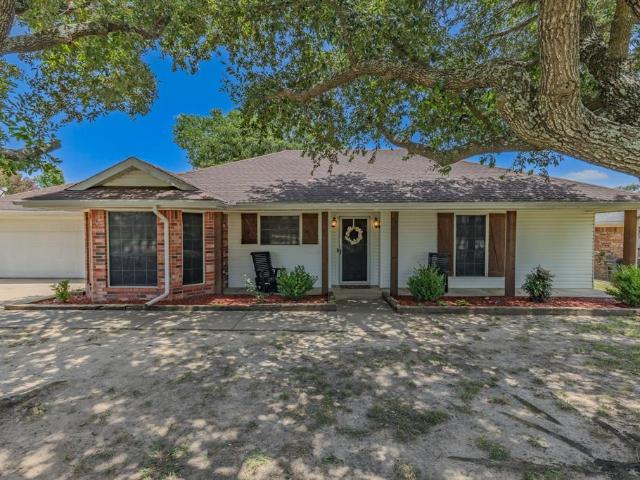 House for sale in Hunt, Texas