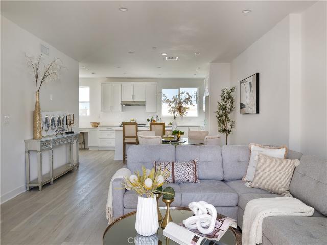Townhouse for sale in Carson, California