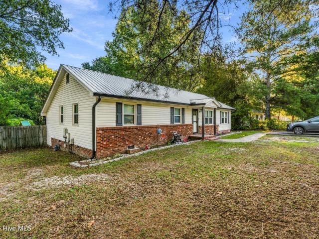 House for sale in East Rockingham, Rockingham