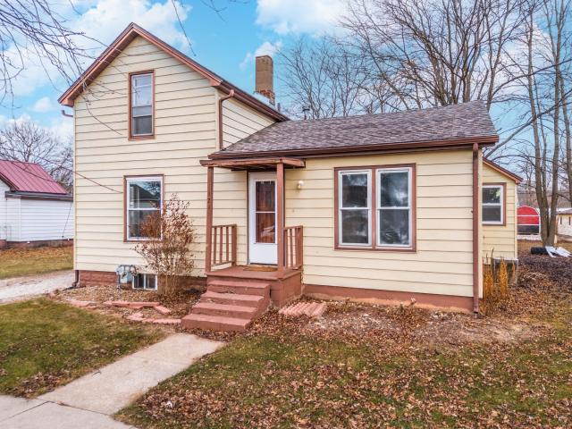 House for sale in Forrest, Illinois