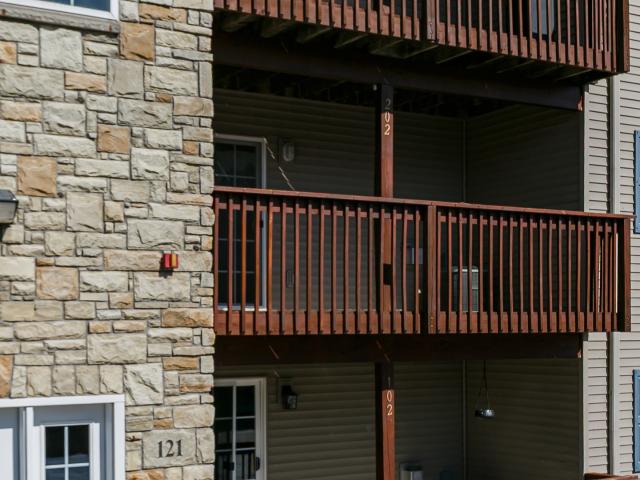 Condo for sale in Eldridge, Scott County