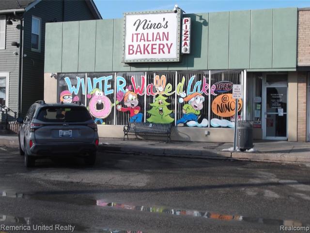 Commercial for sale in Walled Lake, Michigan