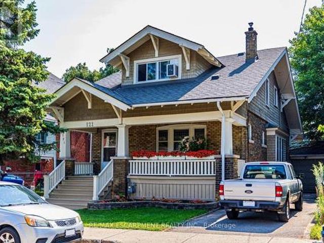 House for sale in Ancaster, Ontario