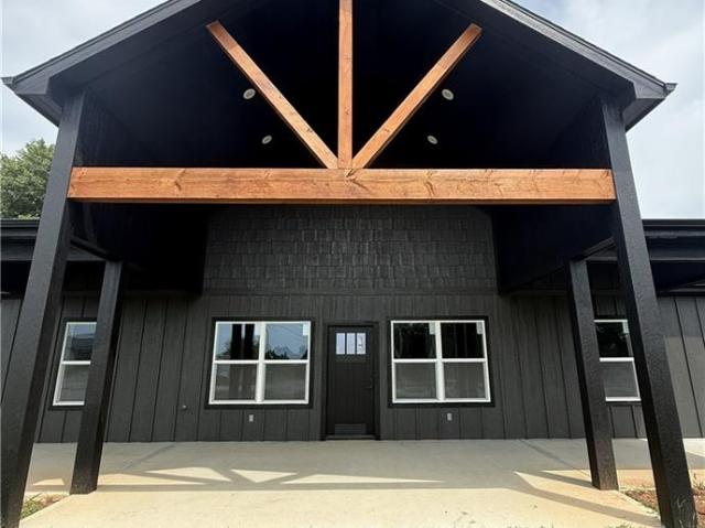 House for sale in Linn Valley, Linn County