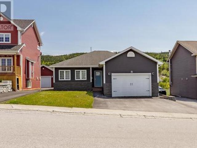 House for sale in Corner Brook, Newfoundland And Labrador