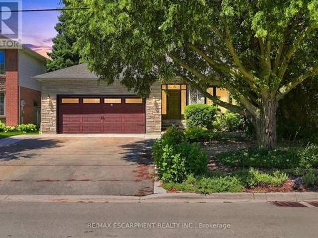 House for sale in Ancaster, Ontario