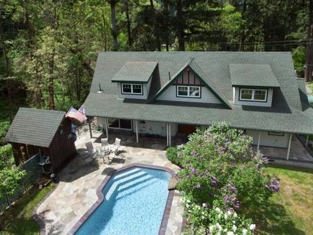 House for sale in Burnt Ranch, California