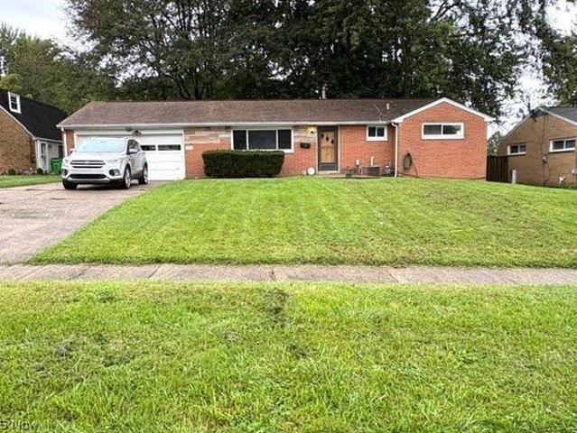 House for sale in Alliance, Stark County