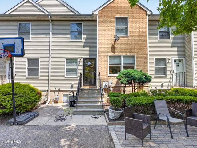 Townhouse for sale in Lakewood, New Jersey