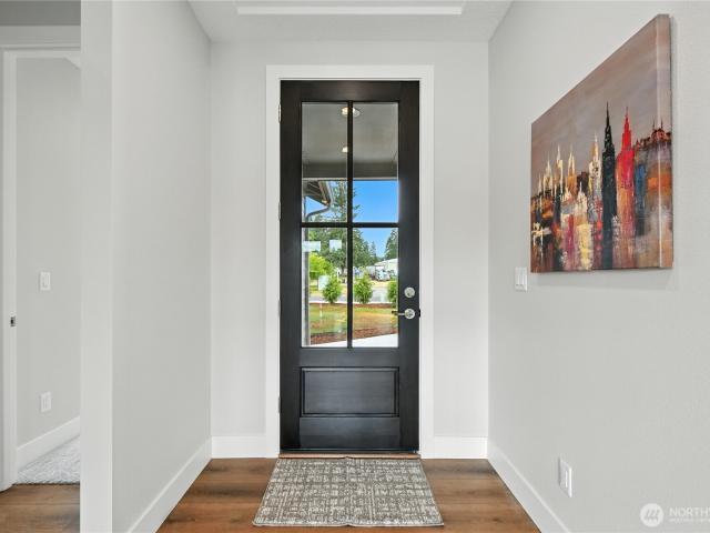 House for sale in Castle Rock, Washington