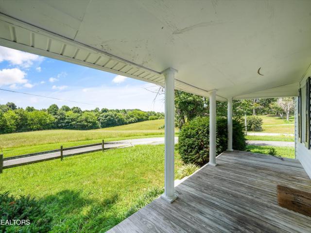 House for sale in Philadelphia, East Tennessee