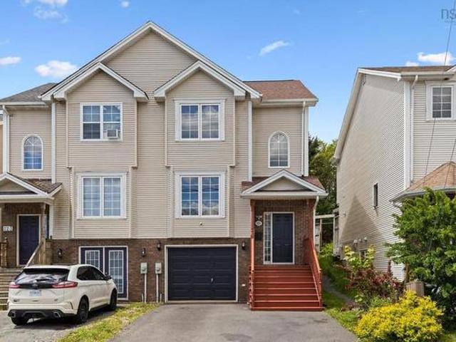 House for sale in Dartmouth, Nova Scotia