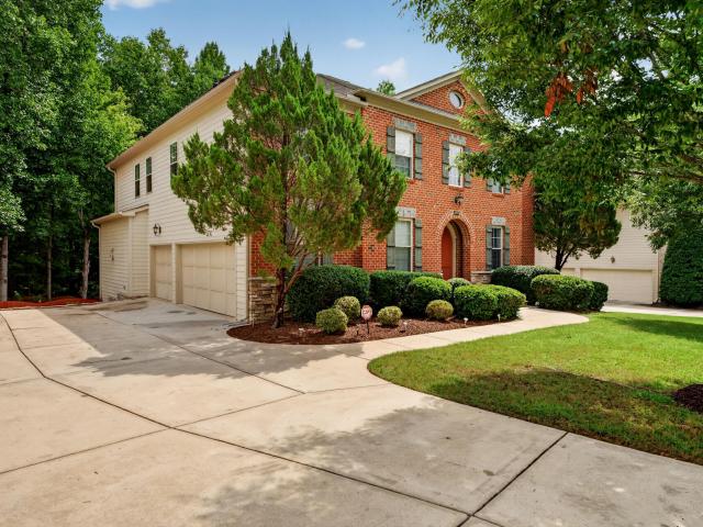 House for sale in Woodcreek, Holly Springs