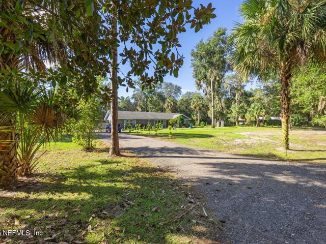 House for sale in Palatka, Florida